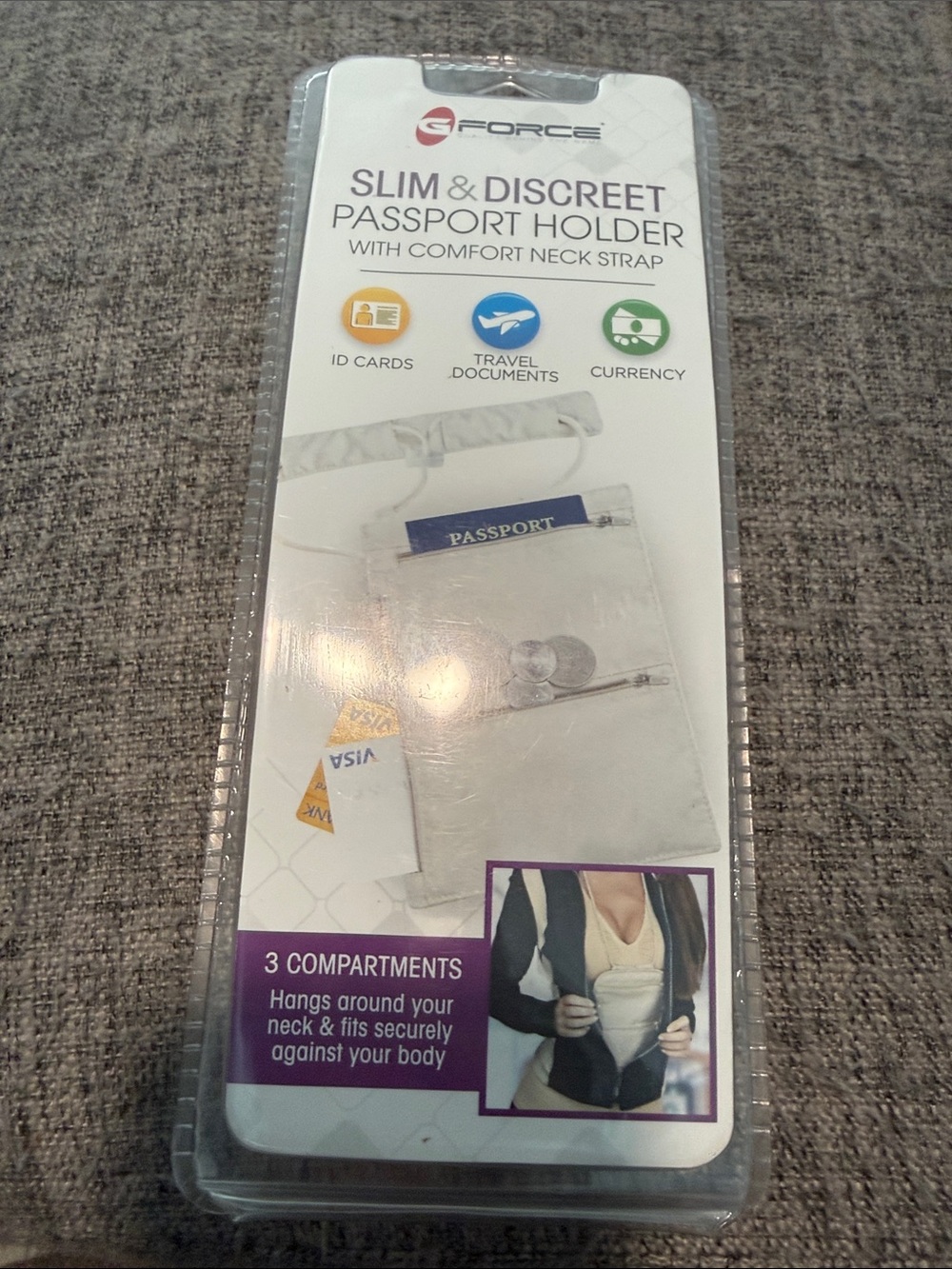 G/FORE Slim & Discreet Passport Holder - White